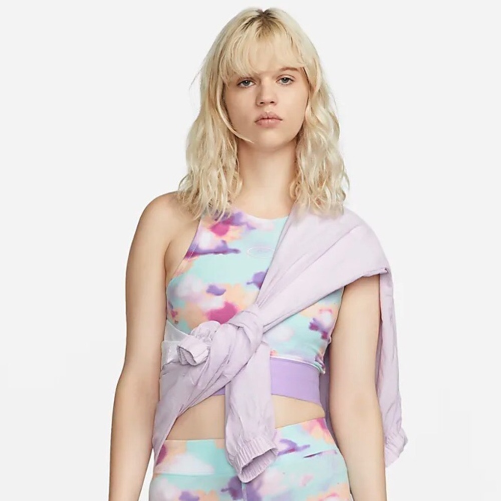 Nike y2k tight fit pastel crop top